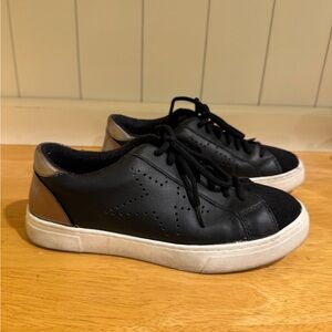 Steve Madden Women’s Black and Silver Star Sneakers